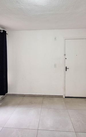 Apartamento para alugar com 55m², 2 quartos e 1 vaga Apartamento para alugar com 55m², 2 quartos e 1 vagaSala