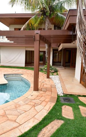 Casa de condomínio para alugar com 470m², 4 quartos e 4 vagasPiscina