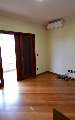 Casa de condomínio para alugar com 470m², 4 quartos e 4 vagasQuarto 4 - Suíte