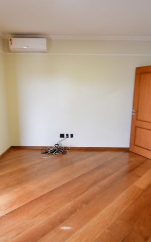 Casa de condomínio para alugar com 470m², 4 quartos e 4 vagasQuarto 4 - Suíte