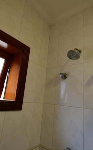 Casa de condomínio para alugar com 470m², 4 quartos e 4 vagasBanheiro Suíte