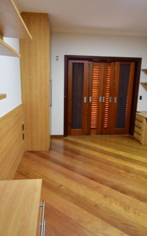 Casa de condomínio para alugar com 470m², 4 quartos e 4 vagasQuarto 2 - Suíte