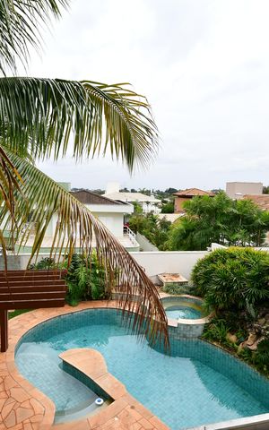 Casa de condomínio para alugar com 470m², 4 quartos e 4 vagasQuarto 3 - Suíte Vista