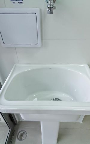 Apartamento à venda com 76m², 2 quartos e 2 vagas Apartamento à venda com 76m², 2 quartos e 2 vagasÁrea de Serviço