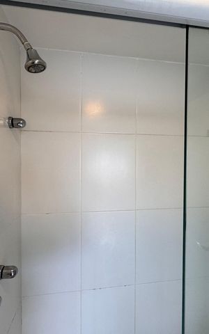 Apartamento para alugar com 78m², 2 quartos e 1 vaga Apartamento para alugar com 78m², 2 quartos e 1 vagaBanheiro da Suíte