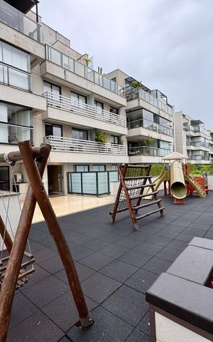 Apartamento para alugar com 78m², 2 quartos e 1 vaga Apartamento para alugar com 78m², 2 quartos e 1 vagaÁrea comum - Playground