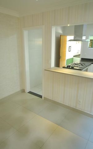 Casa para alugar com 127m², 3 quartos e 2 vagasSala
