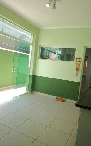 Casa para alugar com 127m², 3 quartos e 2 vagasÁrea de serviço/ Quintal 