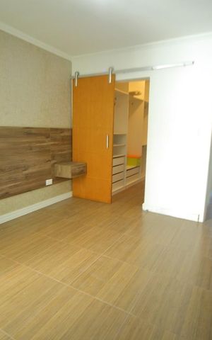 Casa para alugar com 127m², 3 quartos e 2 vagasSuíte 1 