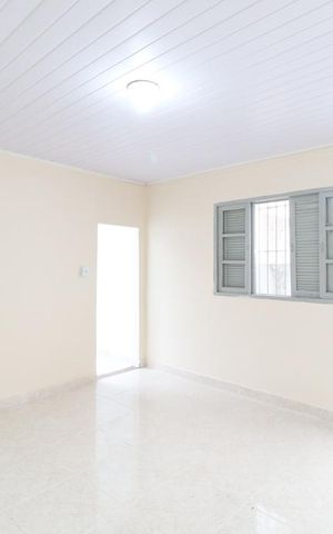 Casa para alugar com 30m², 1 quarto e sem vaga