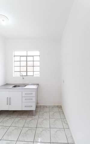 Casa para alugar com 30m², 1 quarto e sem vaga
