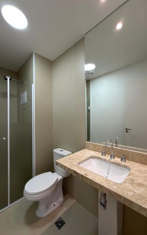 Apartamento à venda com 61m², 2 quartos e 1 vaga Apartamento à venda com 61m², 2 quartos e 1 vagaBanheiro da Suíte