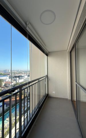 Apartamento à venda com 61m², 2 quartos e 1 vaga Apartamento à venda com 61m², 2 quartos e 1 vagaSacada da Sala
