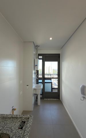 Apartamento à venda com 61m², 2 quartos e 1 vaga Apartamento à venda com 61m², 2 quartos e 1 vagaCozinha e Área de Serviço
