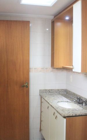 Apartamento à venda com 114m², 3 quartos e 2 vagasBanheiro da Suíte 1