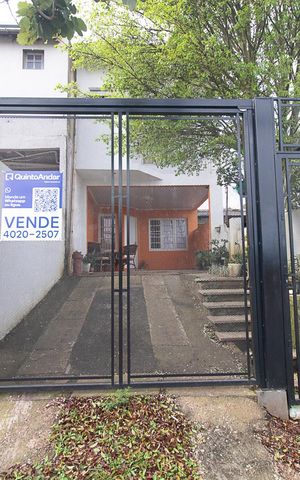 Casa à venda com 145m², 2 quartos e 2 vagasFachada