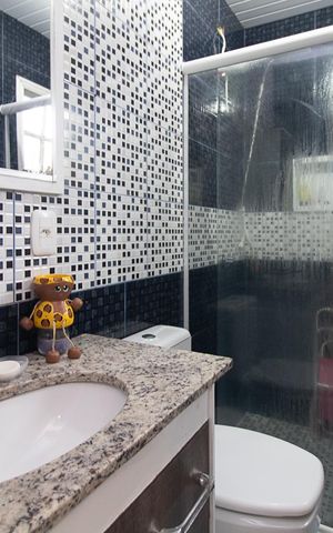 Casa à venda com 145m², 2 quartos e 2 vagasBanheiro Social