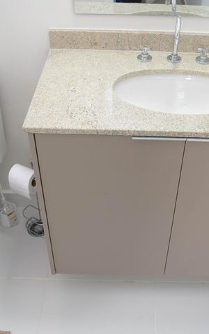 Studio para alugar com 28m², 1 quarto e sem vaga Studio para alugar com 28m², 1 quarto e sem vagaBanheiro