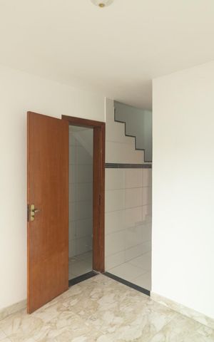 Casa de condomínio à venda com 64m², 2 quartos e 1 vaga Casa de condomínio à venda com 64m², 2 quartos e 1 vagaSala