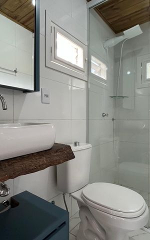 Casa para alugar com 70m², 2 quartos e 1 vaga Casa para alugar com 70m², 2 quartos e 1 vagaBanheiro