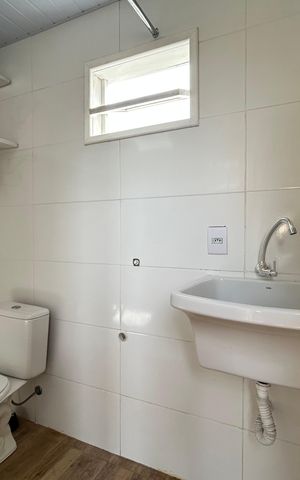 Casa para alugar com 70m², 2 quartos e 1 vaga Casa para alugar com 70m², 2 quartos e 1 vagaÁrea de Serviço / banheiro