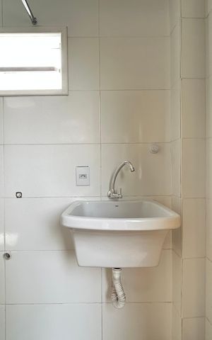 Casa para alugar com 70m², 2 quartos e 1 vaga Casa para alugar com 70m², 2 quartos e 1 vagaÁrea de Serviço / banheiro