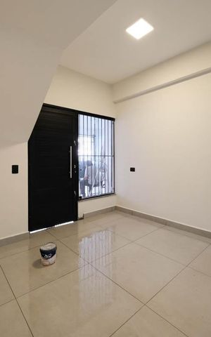 Casa para alugar com 85m², 2 quartos e 1 vagaSala/Cozinha