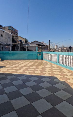 Casa para alugar com 214m², 3 quartos e 2 vagas Casa para alugar com 214m², 3 quartos e 2 vagasQuintal