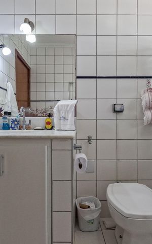 Casa para alugar com 214m², 3 quartos e 2 vagas Casa para alugar com 214m², 3 quartos e 2 vagasBanheiro 1