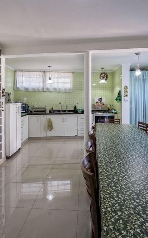 Casa para alugar com 214m², 3 quartos e 2 vagas Casa para alugar com 214m², 3 quartos e 2 vagasCozinha 1