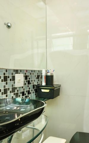 Apartamento à venda com 130m², 4 quartos e 1 vaga Apartamento à venda com 130m², 4 quartos e 1 vagaSuíte - Banheiro