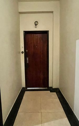Apartamento à venda com 85m², 2 quartos e sem vaga Apartamento à venda com 85m², 2 quartos e sem vagaHall de entrada