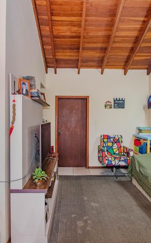 Casa à venda com 114m², 3 quartos e 2 vagasQuarto 1 ( Terceiro Piso)