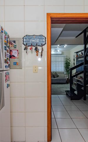 Casa à venda com 114m², 3 quartos e 2 vagasCozinha