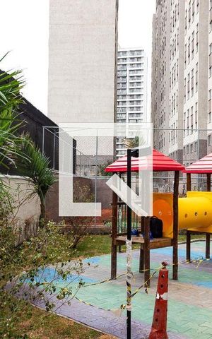 Apartamento para alugar com 34m², 2 quartos e sem vaga Apartamento para alugar com 34m², 2 quartos e sem vagaÁrea comum - Playground
