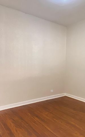 Casa para alugar com 142m², 3 quartos e 1 vagaSala