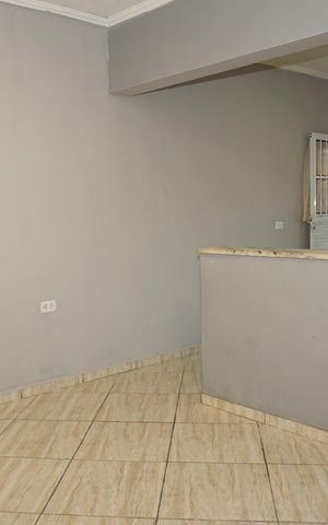 Casa para alugar com 60m², 2 quartos e 1 vagaSala