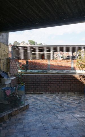 Casa para alugar com 60m², 2 quartos e 1 vagaVaranda