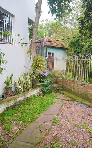 Casa para alugar com 80m², 2 quartos e 1 vagaQuintal