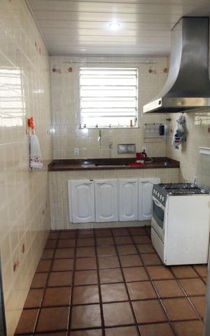 Casa à venda com 317m², 4 quartos e 3 vagasCozinha