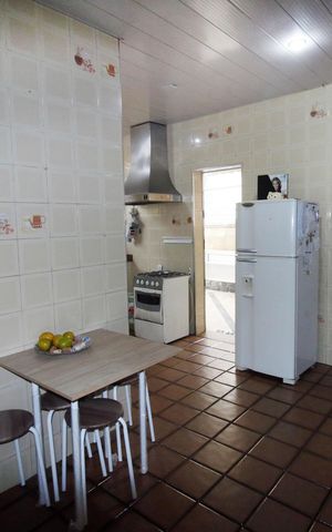 Casa à venda com 317m², 4 quartos e 3 vagasCozinha