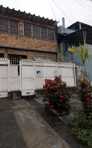 Casa à venda com 317m², 4 quartos e 3 vagasfachada da casa