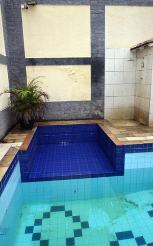 Casa à venda com 317m², 4 quartos e 3 vagasPiscina