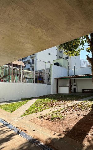 Casa à venda com 354m², 3 quartos e 4 vagas Casa à venda com 354m², 3 quartos e 4 vagasQuintal
