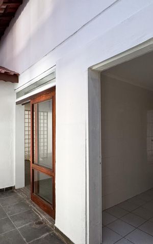 Casa à venda com 354m², 3 quartos e 4 vagas Casa à venda com 354m², 3 quartos e 4 vagasJardim de inverno