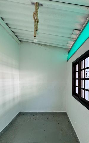 Casa à venda com 354m², 3 quartos e 4 vagas Casa à venda com 354m², 3 quartos e 4 vagasDespensa