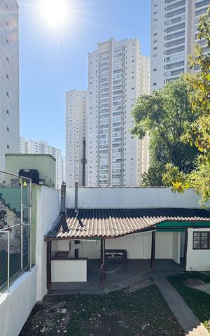 Casa à venda com 354m², 3 quartos e 4 vagas Casa à venda com 354m², 3 quartos e 4 vagasVista - Quarto 2