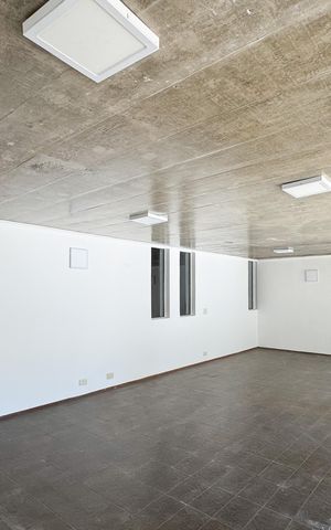 Casa à venda com 354m², 3 quartos e 4 vagas Casa à venda com 354m², 3 quartos e 4 vagasEspaço Gourmet