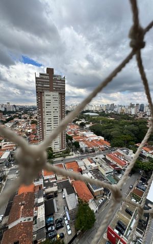 Apartamento para alugar com 131m², 3 quartos e 3 vagas