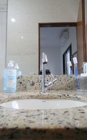 Casa à venda com 170m², 3 quartos e 2 vagasSuíte